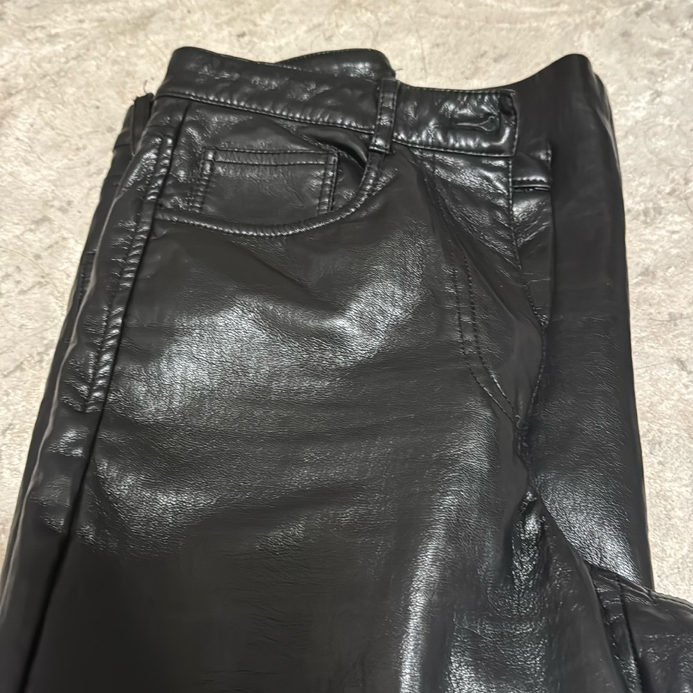 Pants - Aritzia black vegan pants by Wilfred size 2